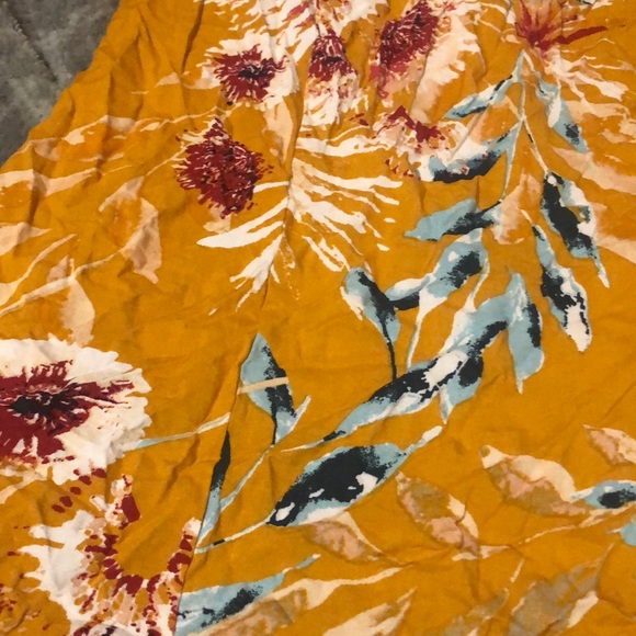 Pants - Picture 2 of 4